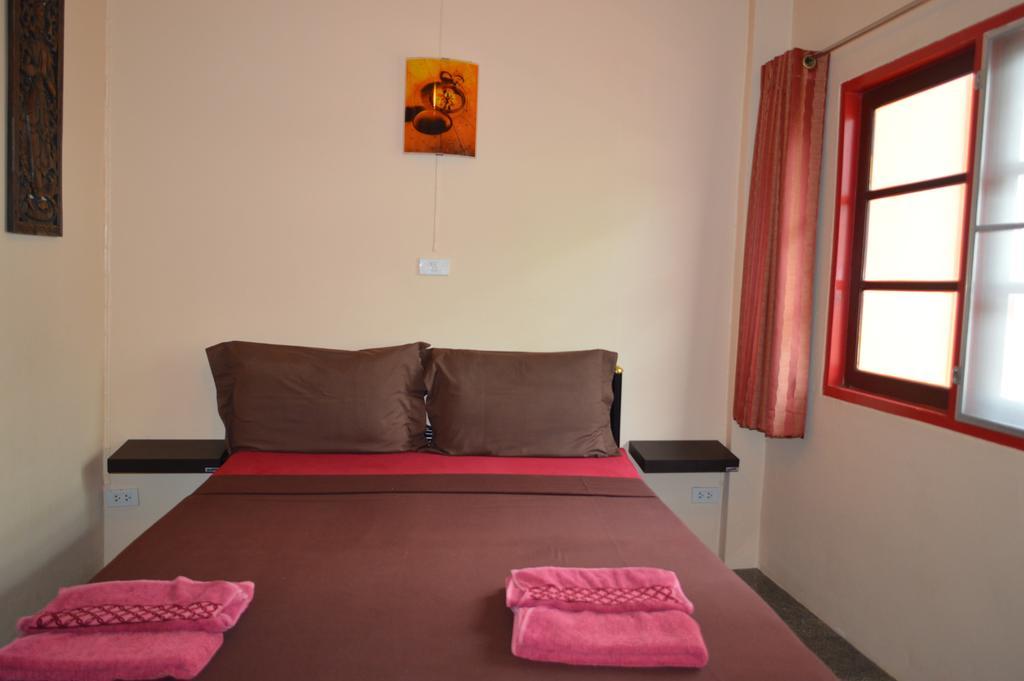 La Paillote Guest House Rayong Rum bild